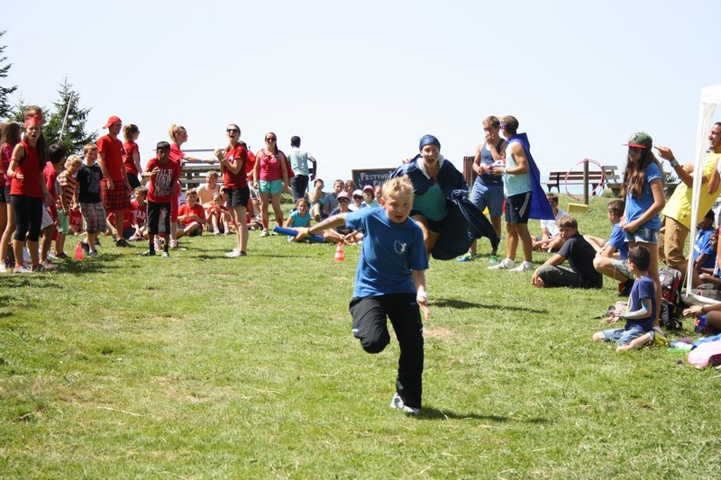 Village Camps International Summer Camp Leysin, Switzerland 2026-07-14 https://www.villagecamps.com/journals_admin/images/709-42-festival (192).jpg